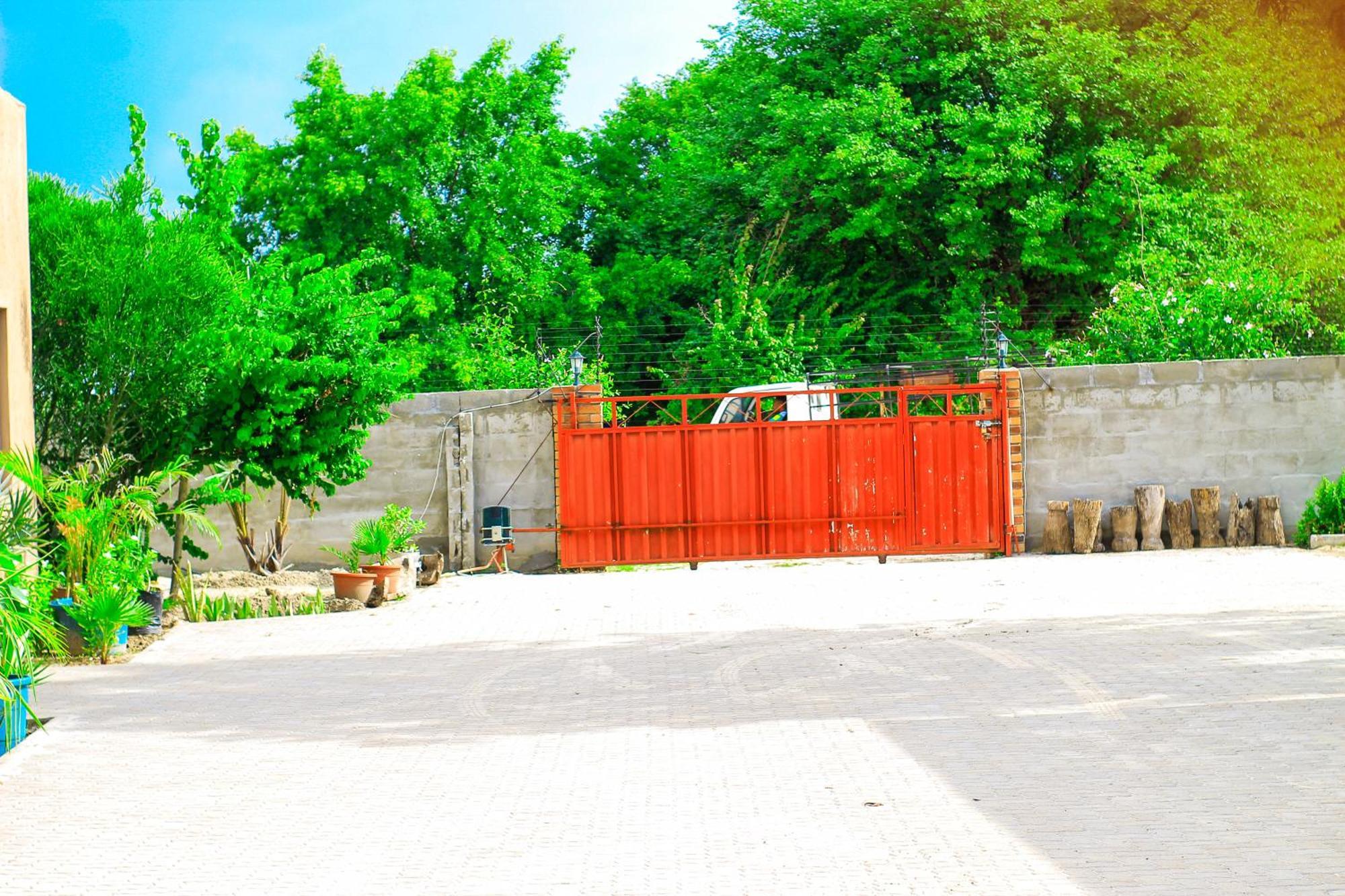Golentle Home Stay Maun Exterior photo